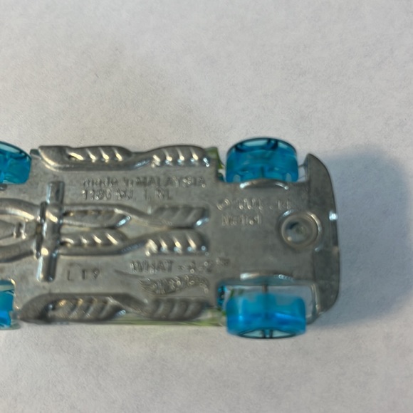 Hot Wheels What-4-2 - Picture 6 of 6